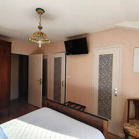 Chambre Calme Avec Jardin, Wifi, Parking. - Fr-1-589-733 Nocleg ze śniadaniem *